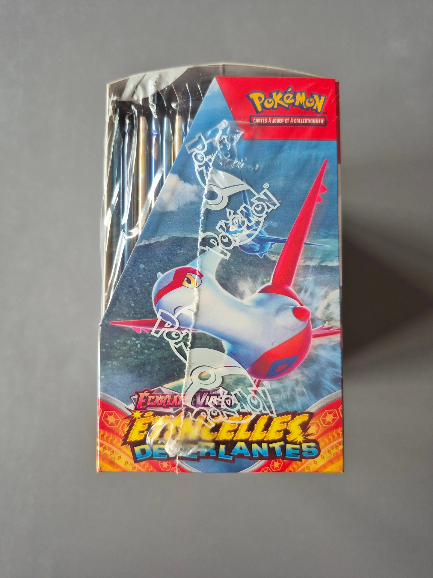 Pokémon – Display Étincelles Déferlantes EV8 – Boite de 36 boosters – FR The Pokémon Compagny