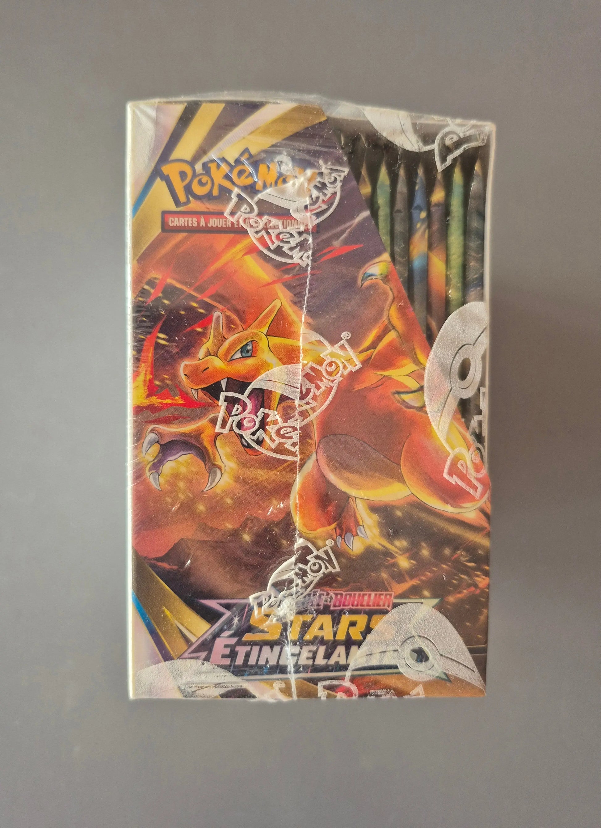 Pokémon – Display Stars Étincelantes EB9 - Boite de 36 boosters - FR The Pokémon Compagny