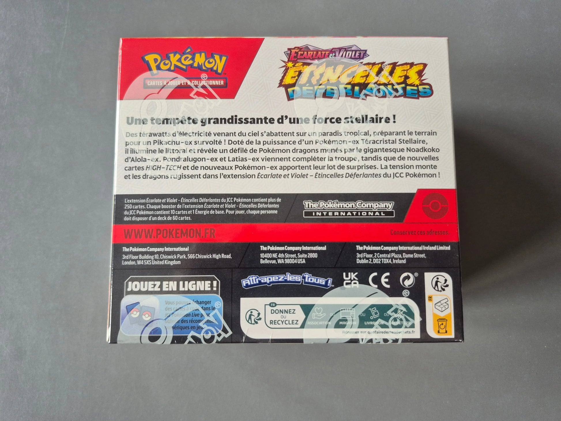 Pokémon – Display Étincelles Déferlantes EV8 – Boite de 36 boosters – FR The Pokémon Compagny